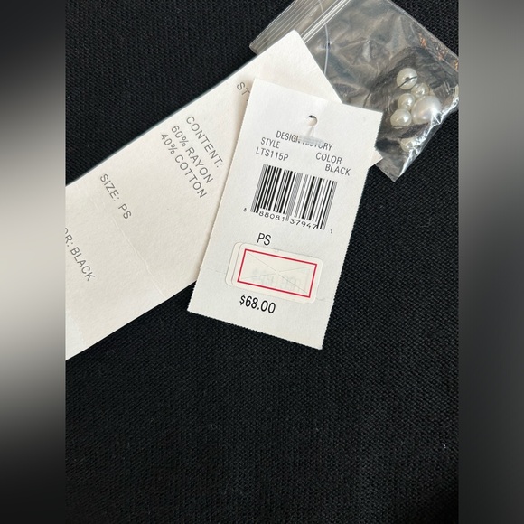 Sweater with pearls - Picture 2 of 7